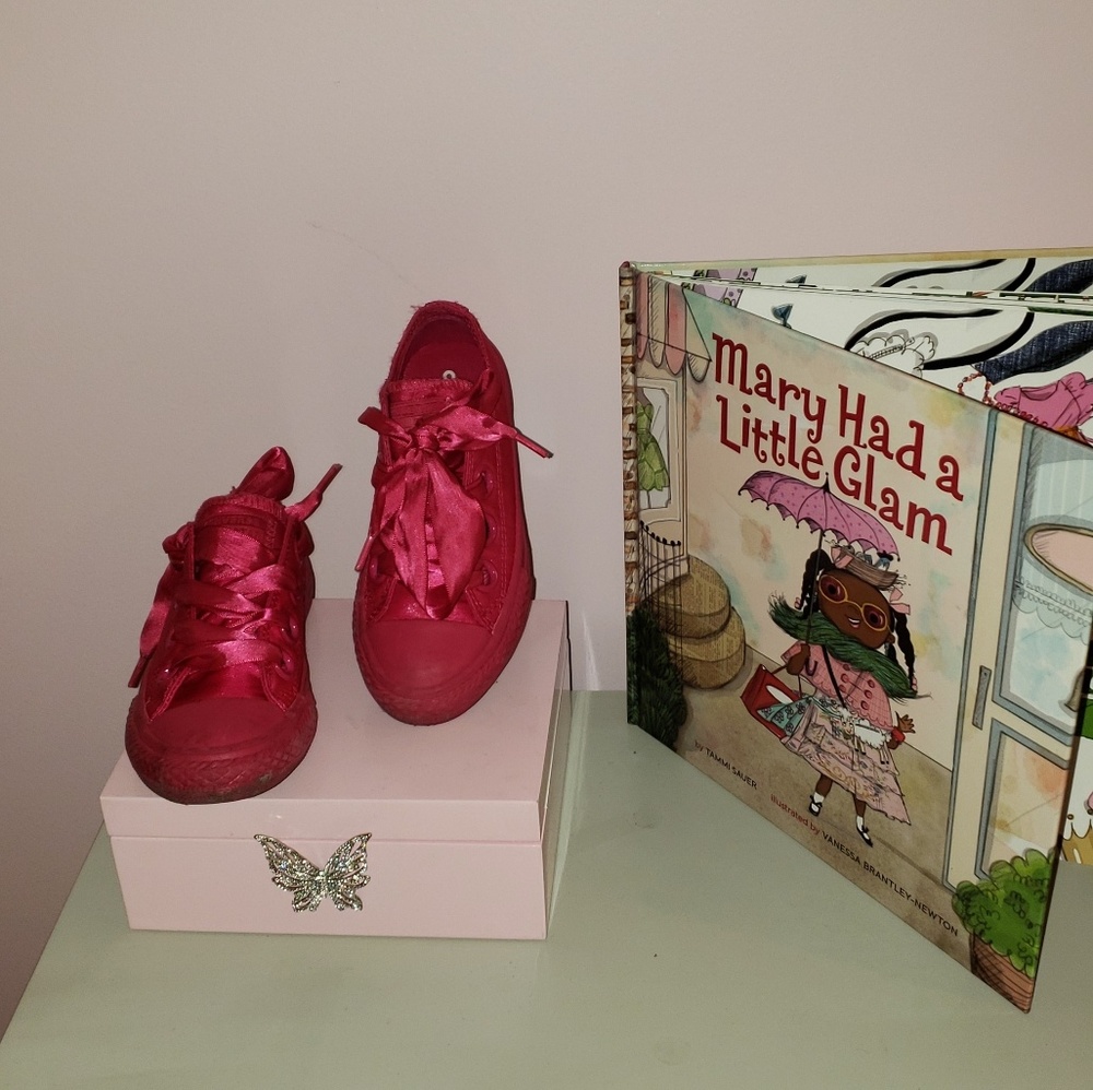 Girls Fuscia Satin Converse